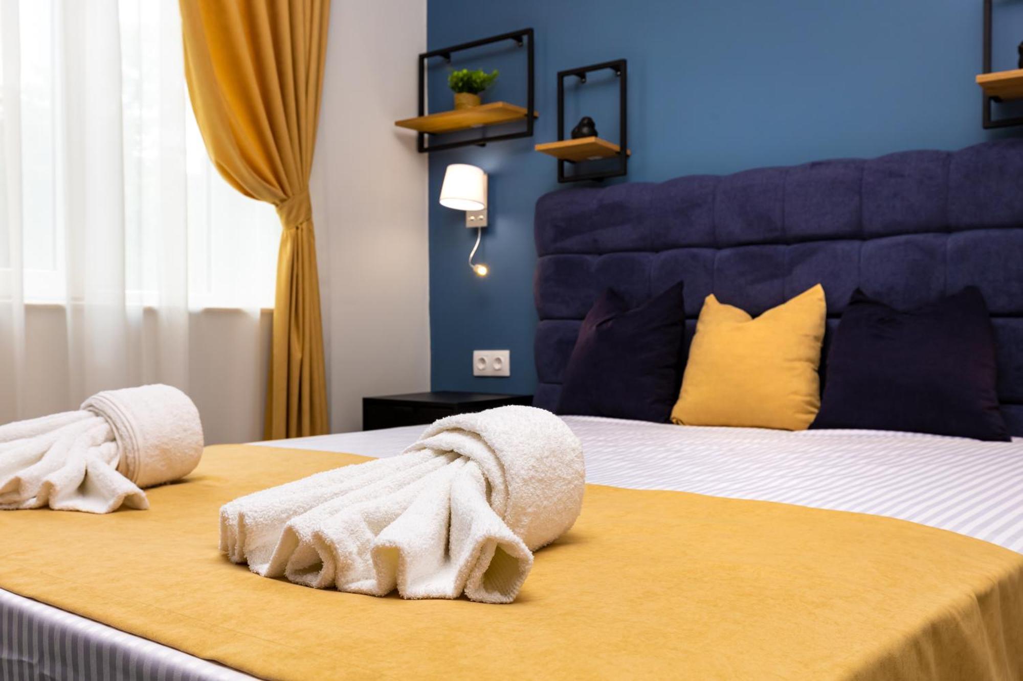 Kapana Guest House On Central Pedestrian Street With Parking Included Plovdiv Room photo